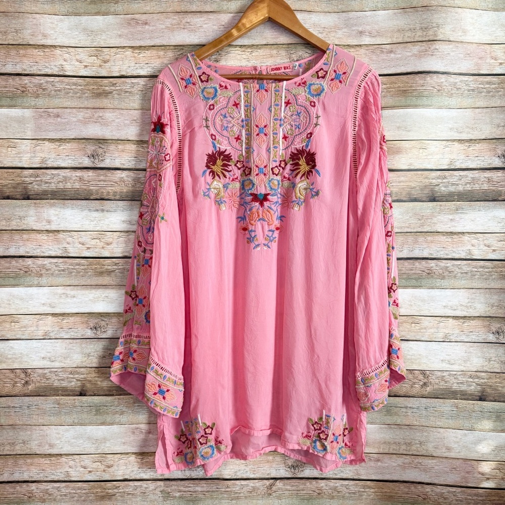Johnny Was Coral Pink Sypress Bell Sleeve Floral Embroidered Tunic Top Blouse M